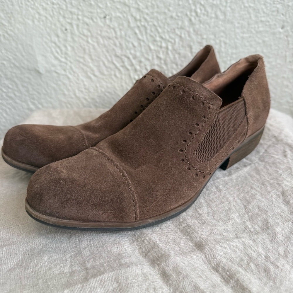 Korks by Kork-Ease Brown Suede Booties